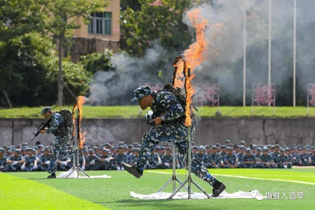軍訓 軍訓